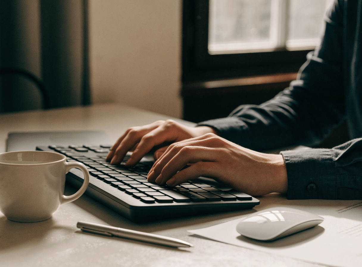 Abbey Court Solicitors | Signs of Repetitive Strain Injury: What to Look Out ForHands typing showing early signs of repetitive strain injury Hands typing showing early signs of repetitive strain injury